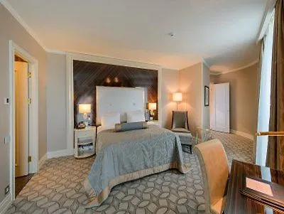 מלון Elite World Florya 5*